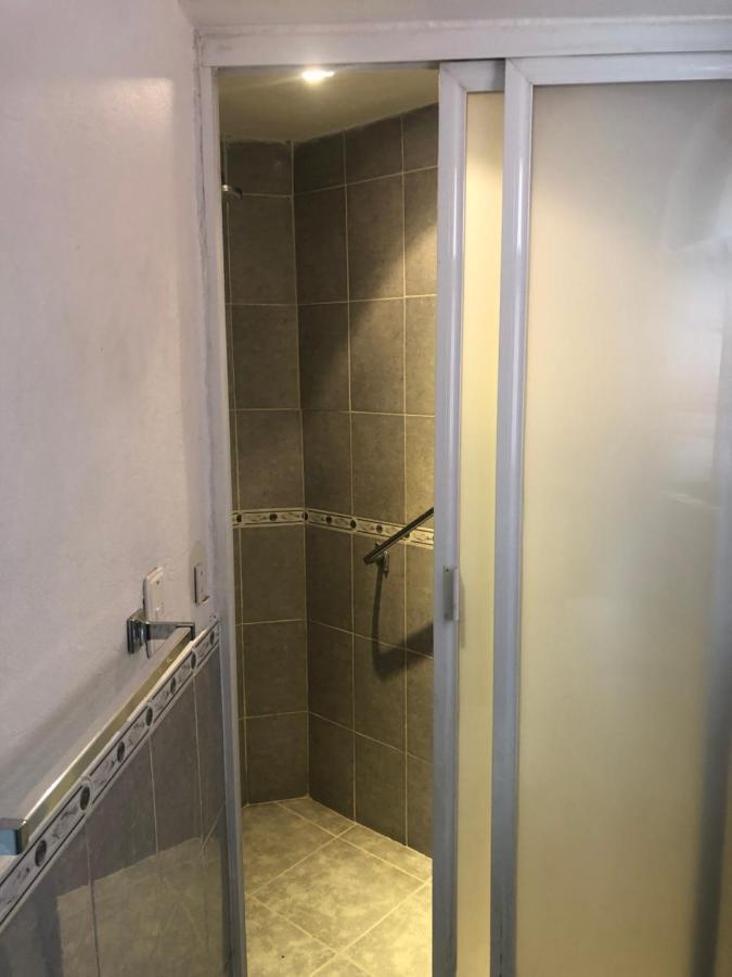 Amplia Habitacion Tipo Ejecutiva Con Bano Y Acceso Privados Toluca Exterior foto